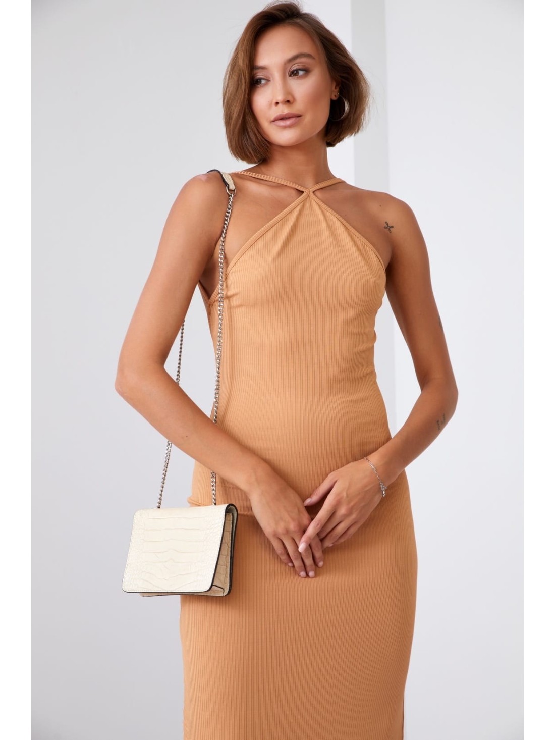 Maxi ribbed dress with a slit, beige 110591 - Online store - Boutique